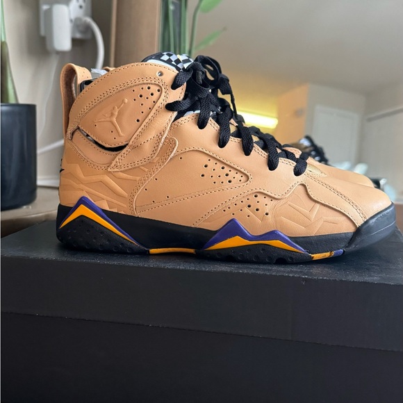 Jordan 6 Afrobeats - Picture 1 of 4